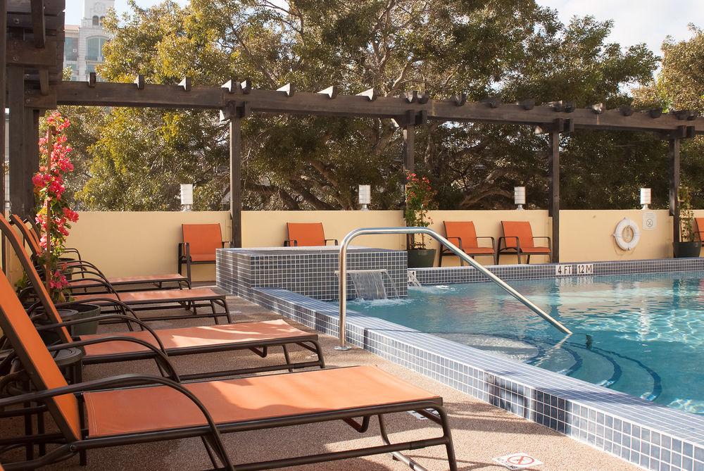 Courtyard Miami Coral Gables Exterior foto