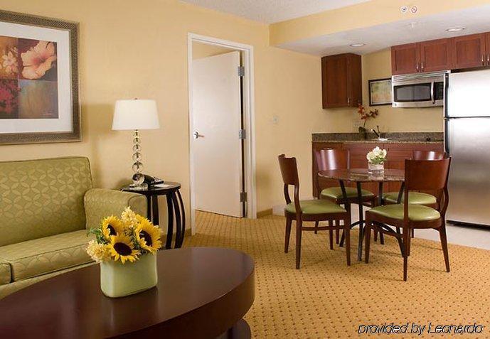 Courtyard Miami Coral Gables Quarto foto